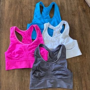 BUNDLE OF 4 SMALL SPORT BRAS